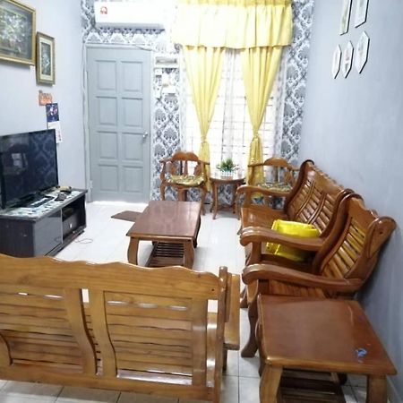 Homestay Perpaduan, Taman Bercham Raya Ulu Kinta Ipoh Perak Kampong Batu Lapan  Bagian luar foto