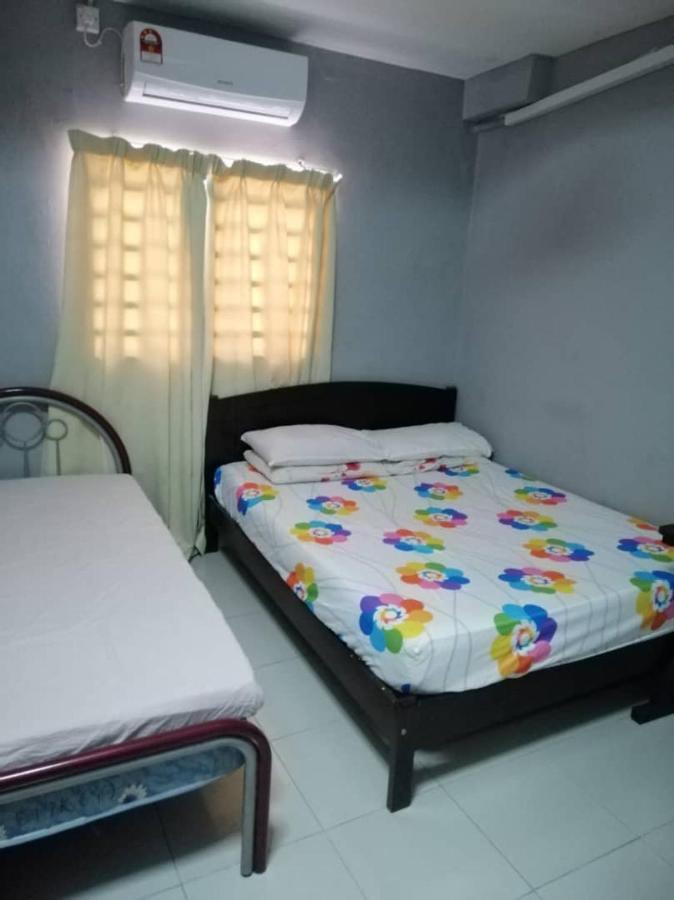 Homestay Perpaduan, Taman Bercham Raya Ulu Kinta Ipoh Perak Kampong Batu Lapan  Bagian luar foto